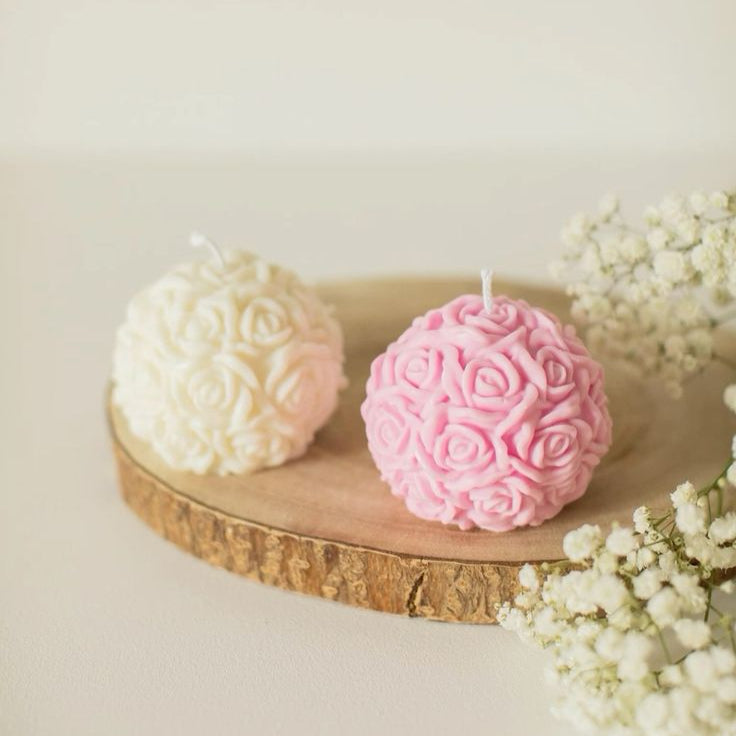 Candela Bouquet di Rose in cera di soia – foto 2