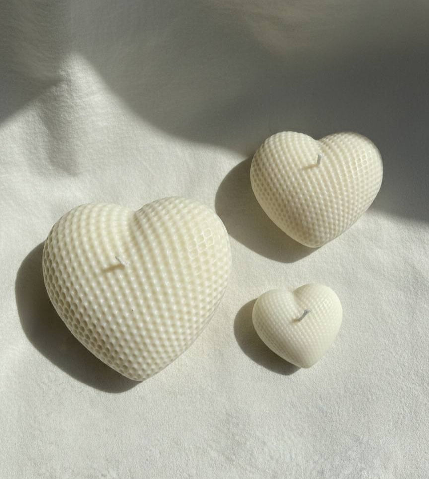 Candela cuore in cera di soia