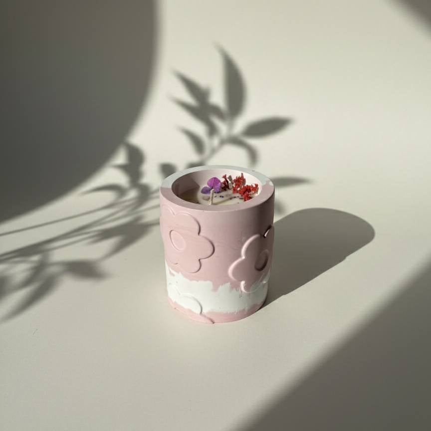 Candela Fiorita – Vaso Decorativo in polvere di resina