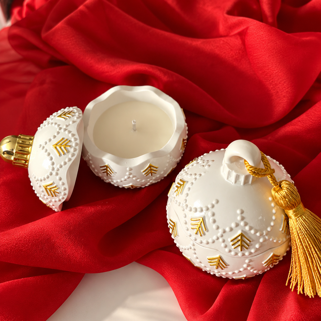 Pallina di Natale con Abeti in Rilievo